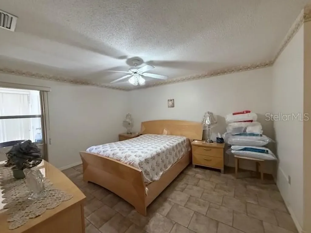 2664 Woodgate Lane Sarasota FL 34231