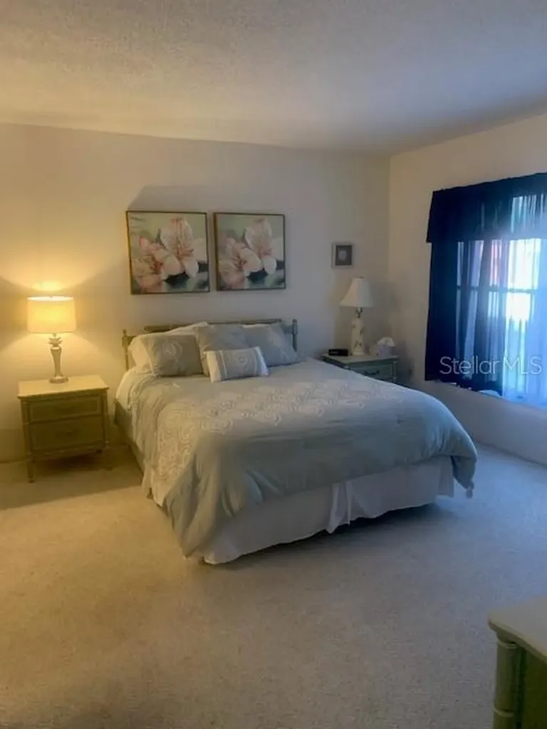 1000 Benjamin Franklin Drive Sarasota FL 34236
