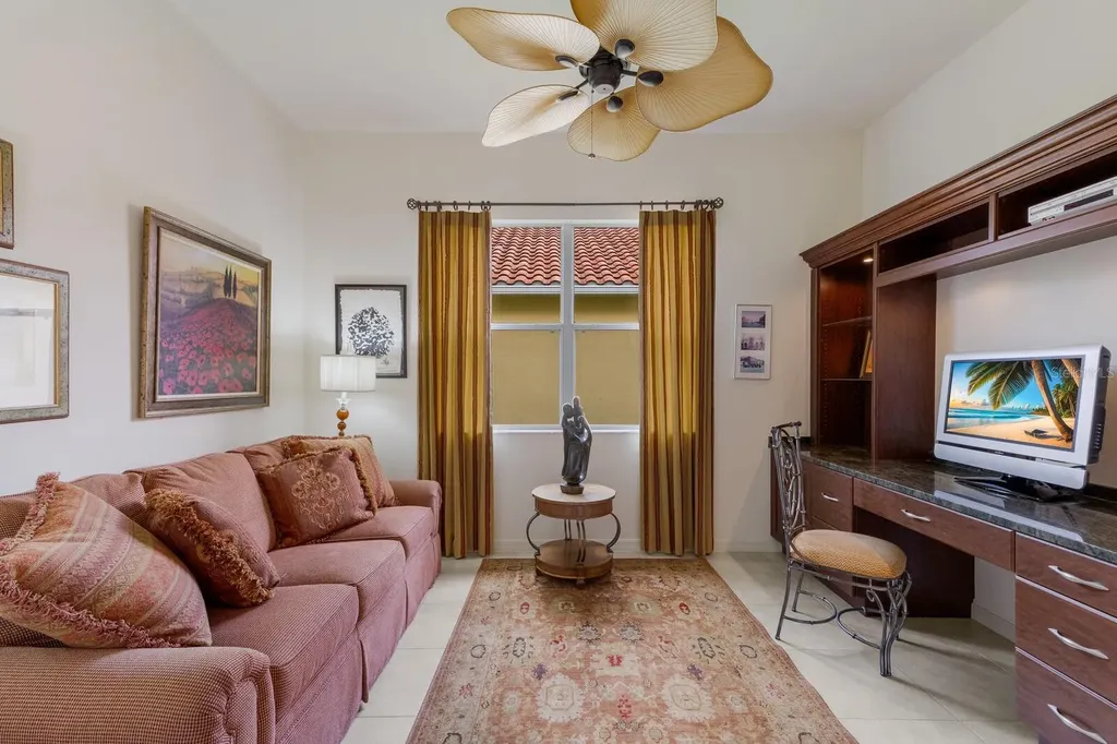 4032 65th Place E Sarasota FL 34243