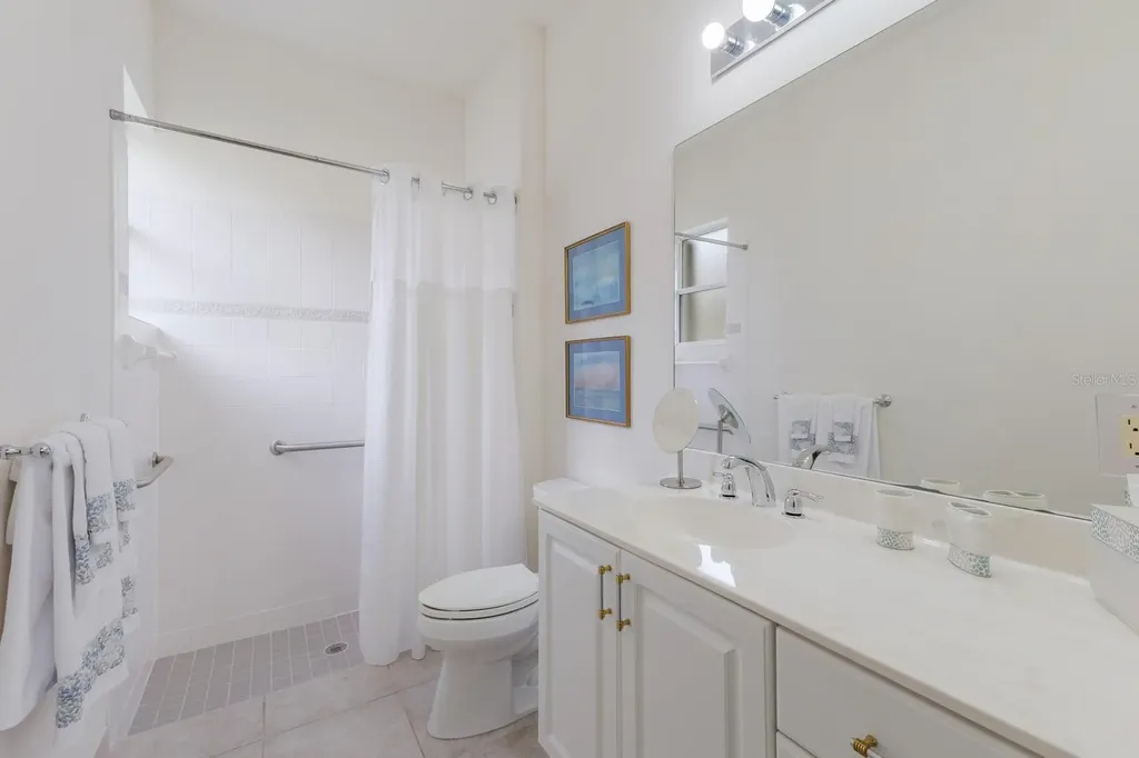 4032 65th Place E Sarasota FL 34243