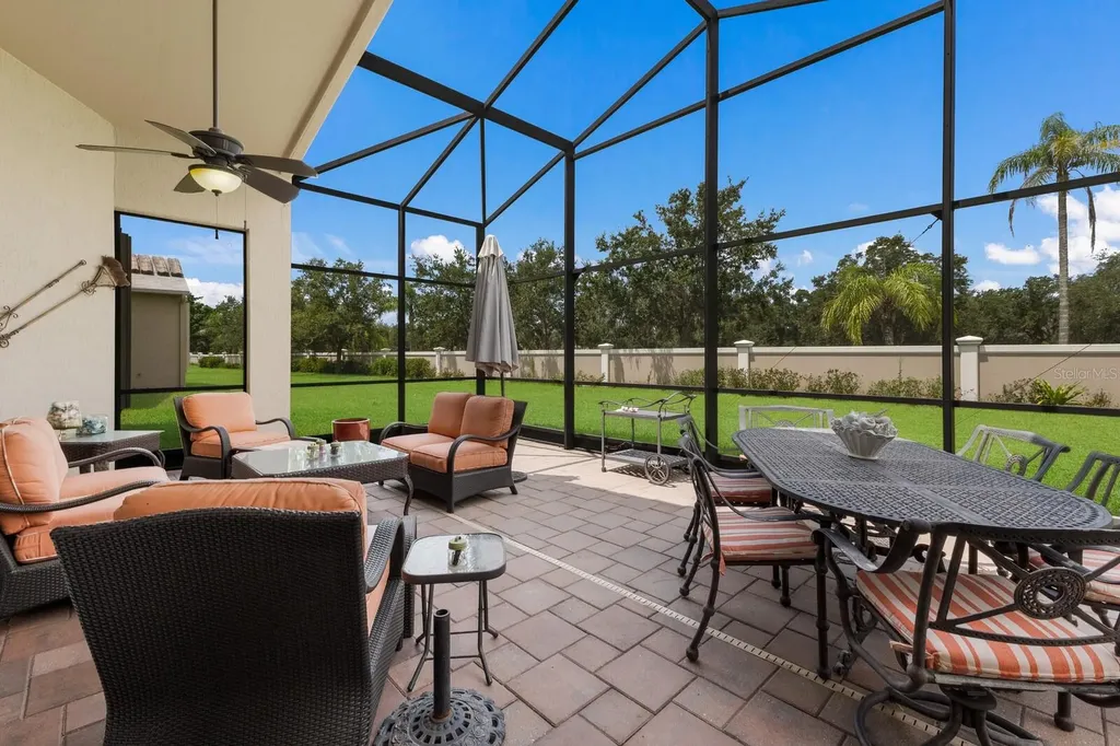4032 65th Place E Sarasota FL 34243