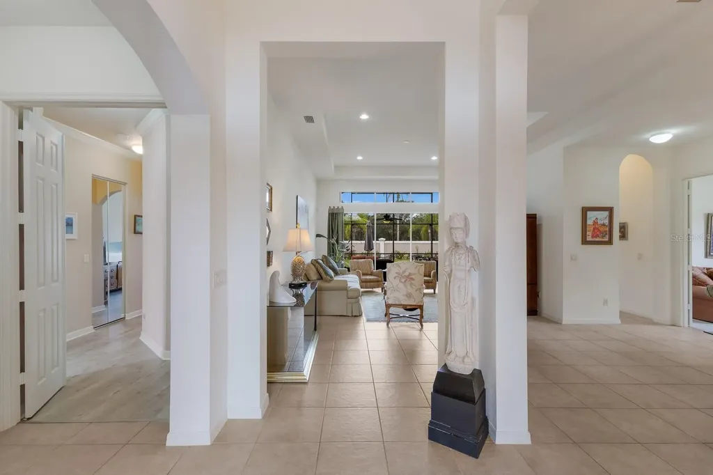4032 65th Place E Sarasota FL 34243