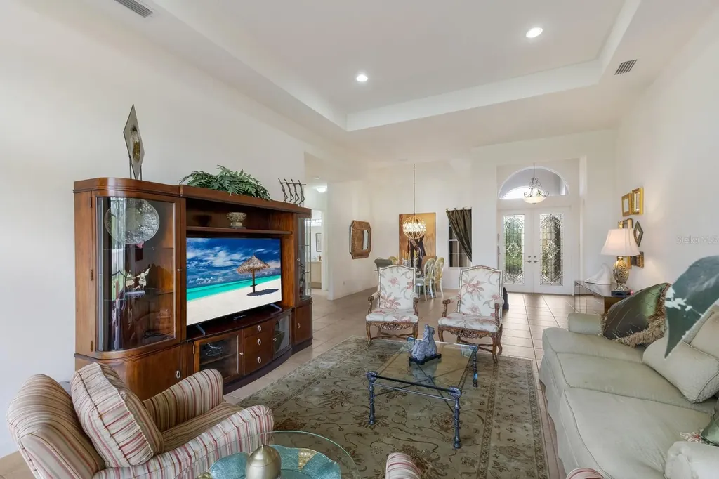 4032 65th Place E Sarasota FL 34243
