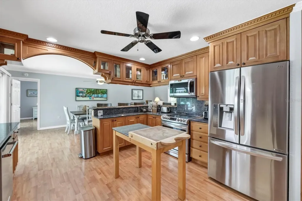 7913 19th Avenue Drive W Bradenton FL 34209