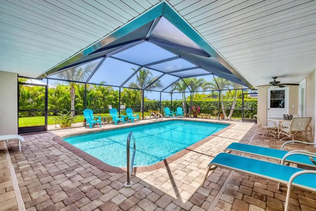 7913 19th Avenue Drive W Bradenton FL 34209