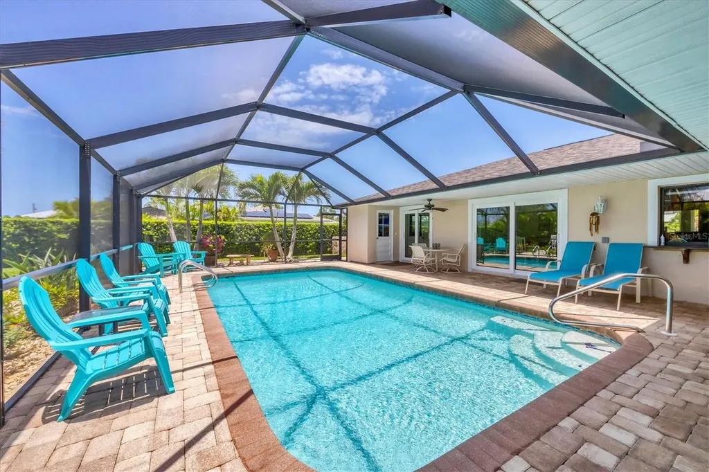 7913 19th Avenue Drive W Bradenton FL 34209