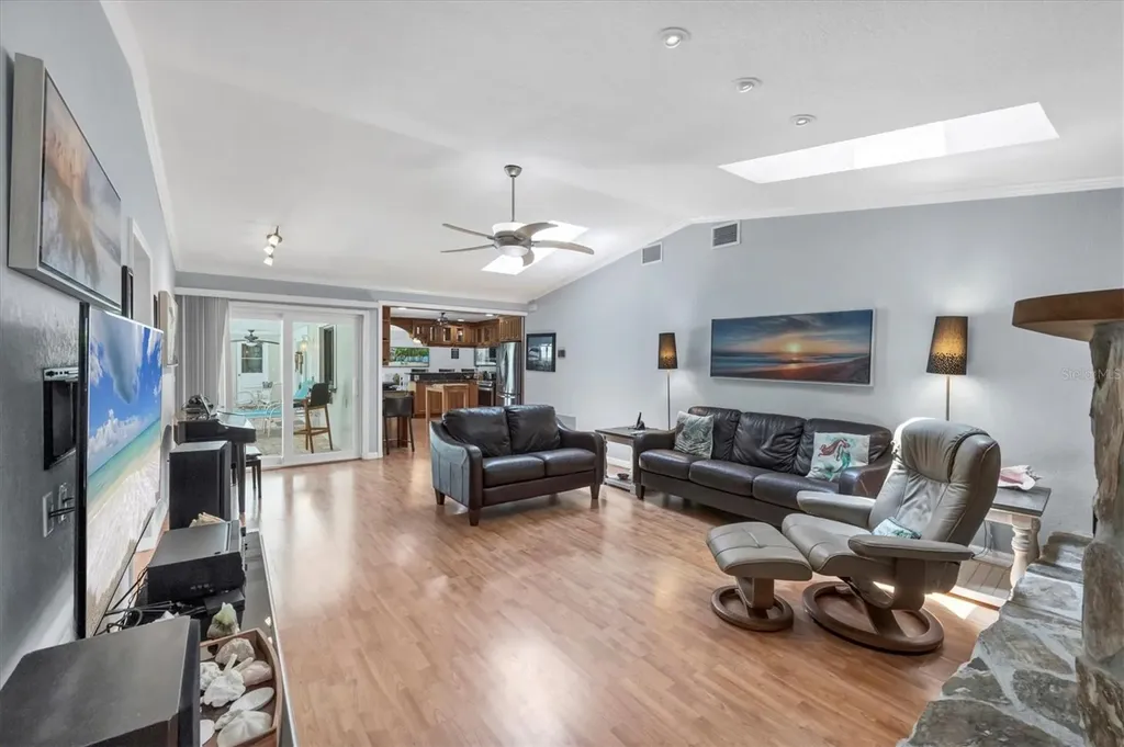 7913 19th Avenue Drive W Bradenton FL 34209