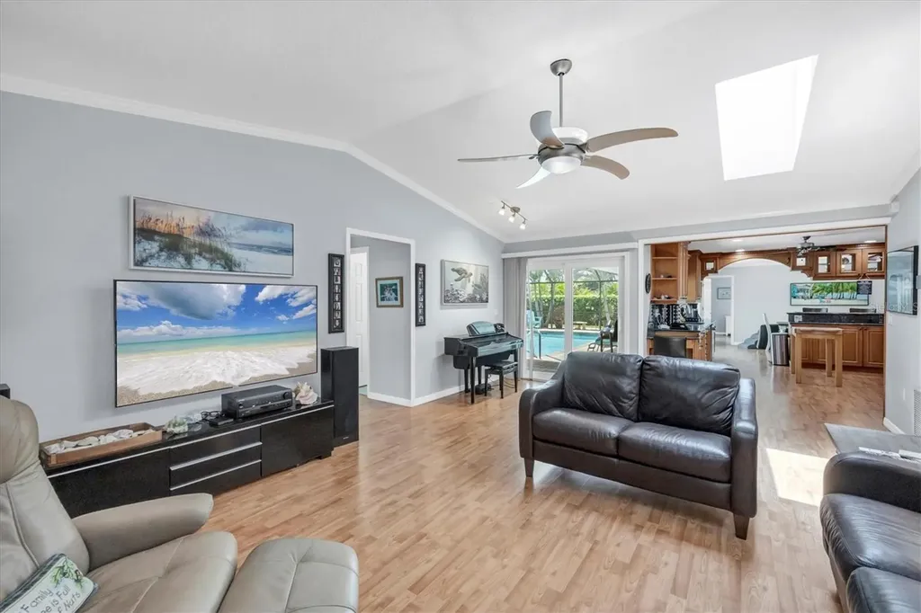 7913 19th Avenue Drive W Bradenton FL 34209