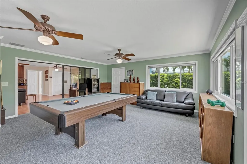7913 19th Avenue Drive W Bradenton FL 34209