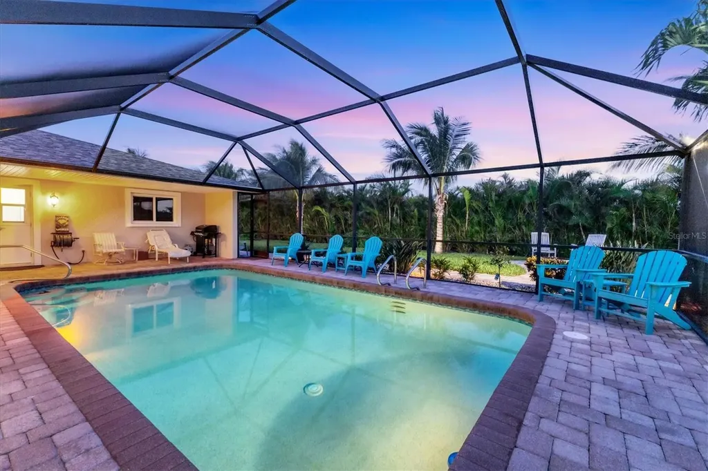 7913 19th Avenue Drive W Bradenton FL 34209