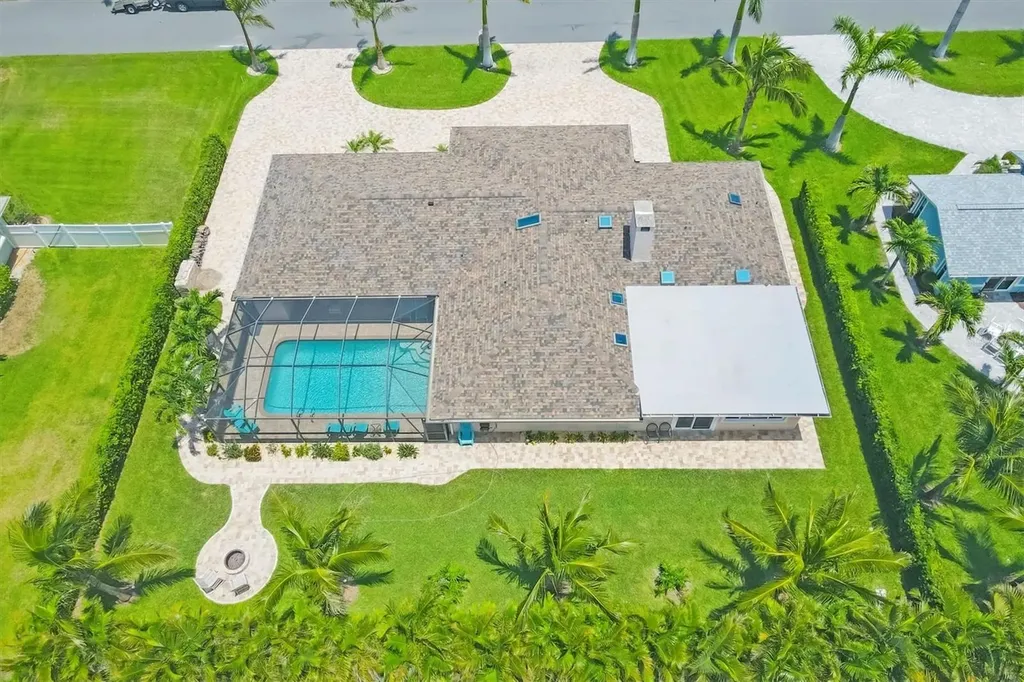 7913 19th Avenue Drive W Bradenton FL 34209