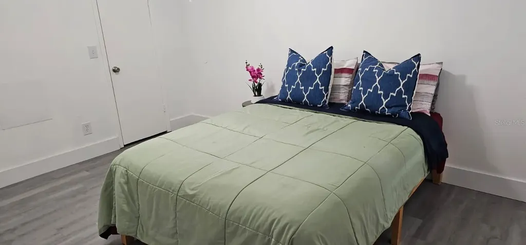 320 Forestway Circle Altamonte Springs FL 32701