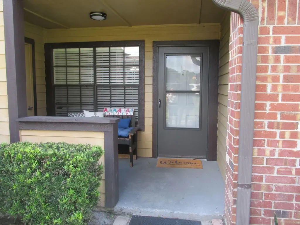 320 Forestway Circle Altamonte Springs FL 32701