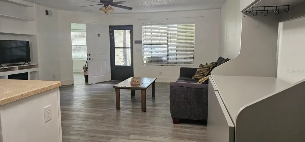 320 Forestway Circle Altamonte Springs FL 32701