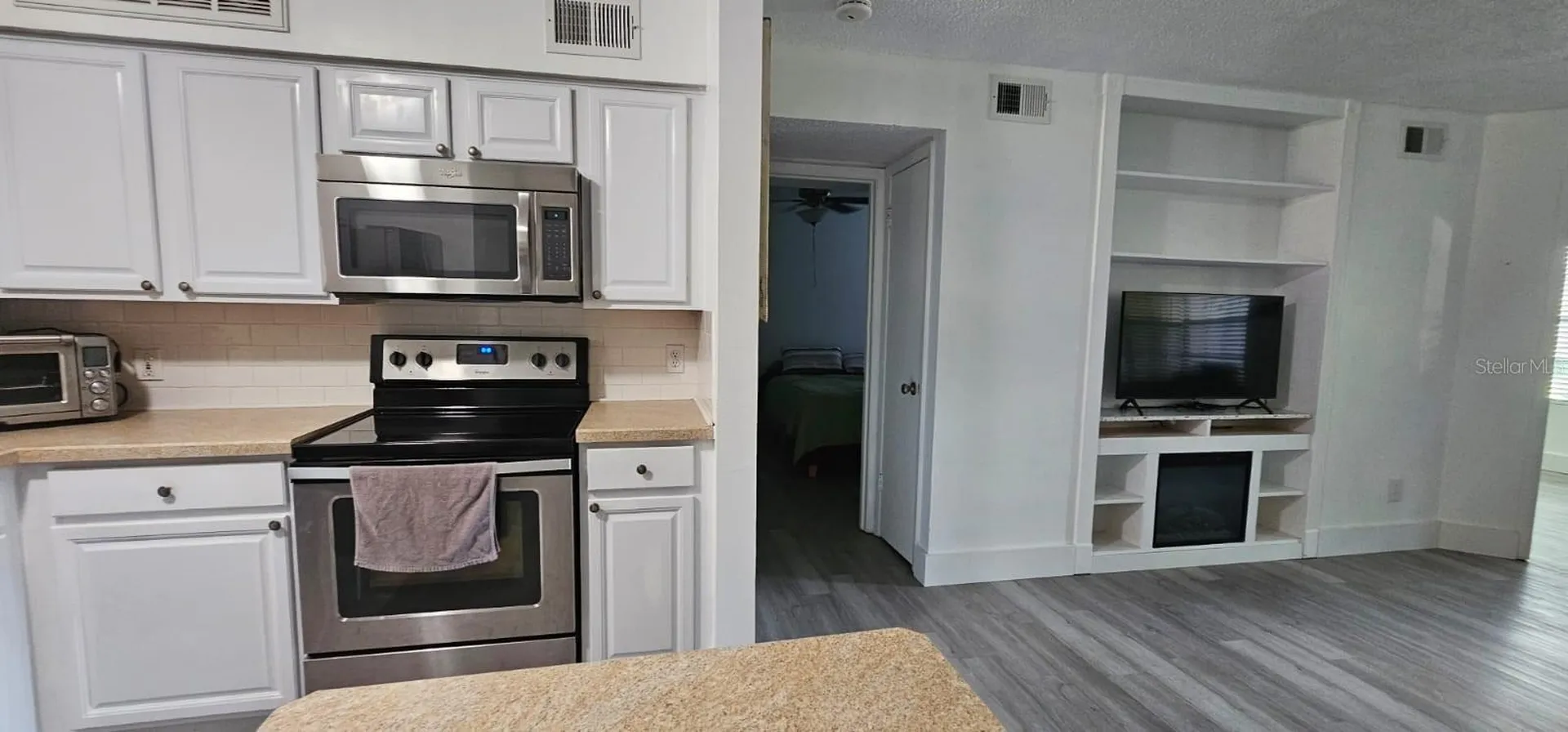 320 Forestway Circle Altamonte Springs FL 32701
