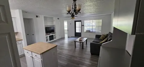320 Forestway Circle Altamonte Springs FL 32701