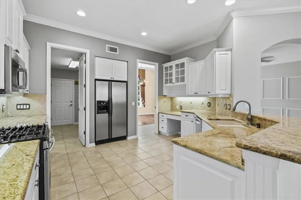 8930 Bloomfield Boulevard Sarasota FL 34238