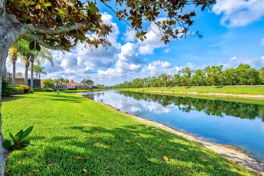 8930 Bloomfield Boulevard Sarasota FL 34238