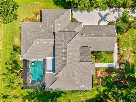 8930 Bloomfield Boulevard Sarasota FL 34238