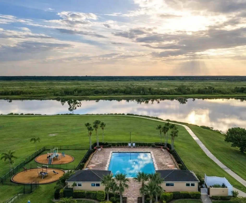 4800 Riverwalk Drive St Cloud FL 34771