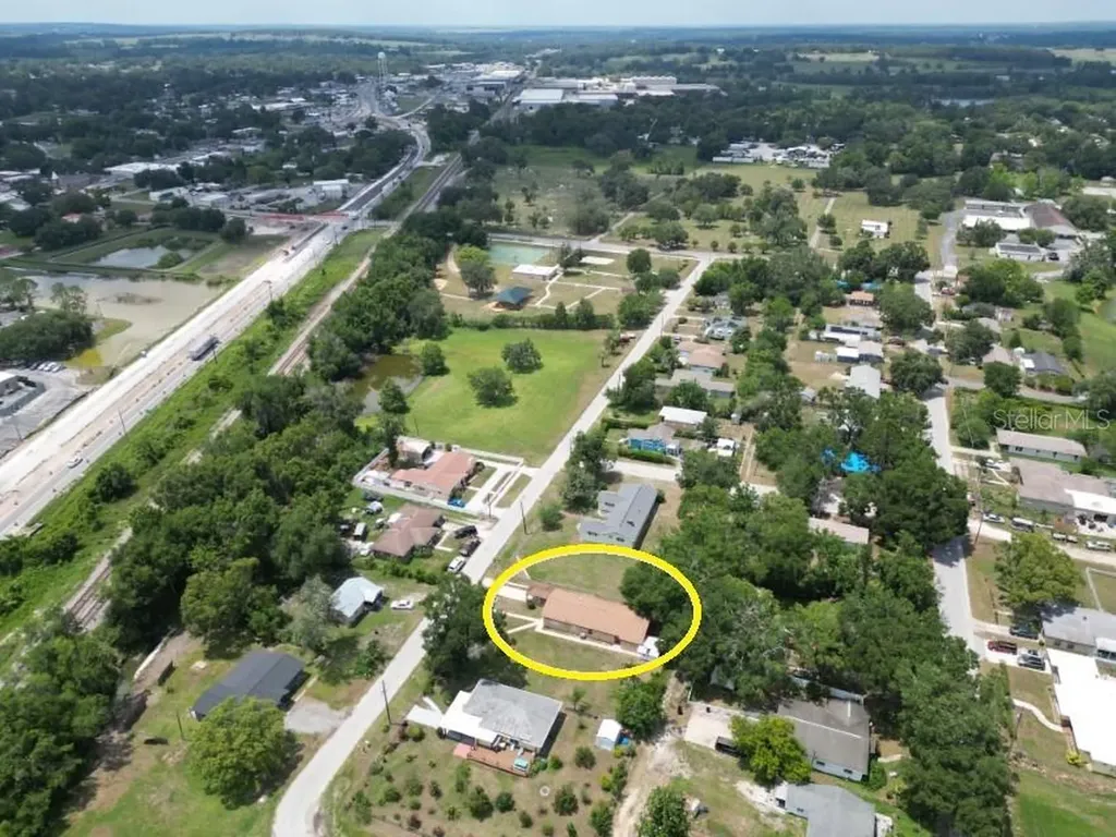 14312 1st Street Dade City FL 33525