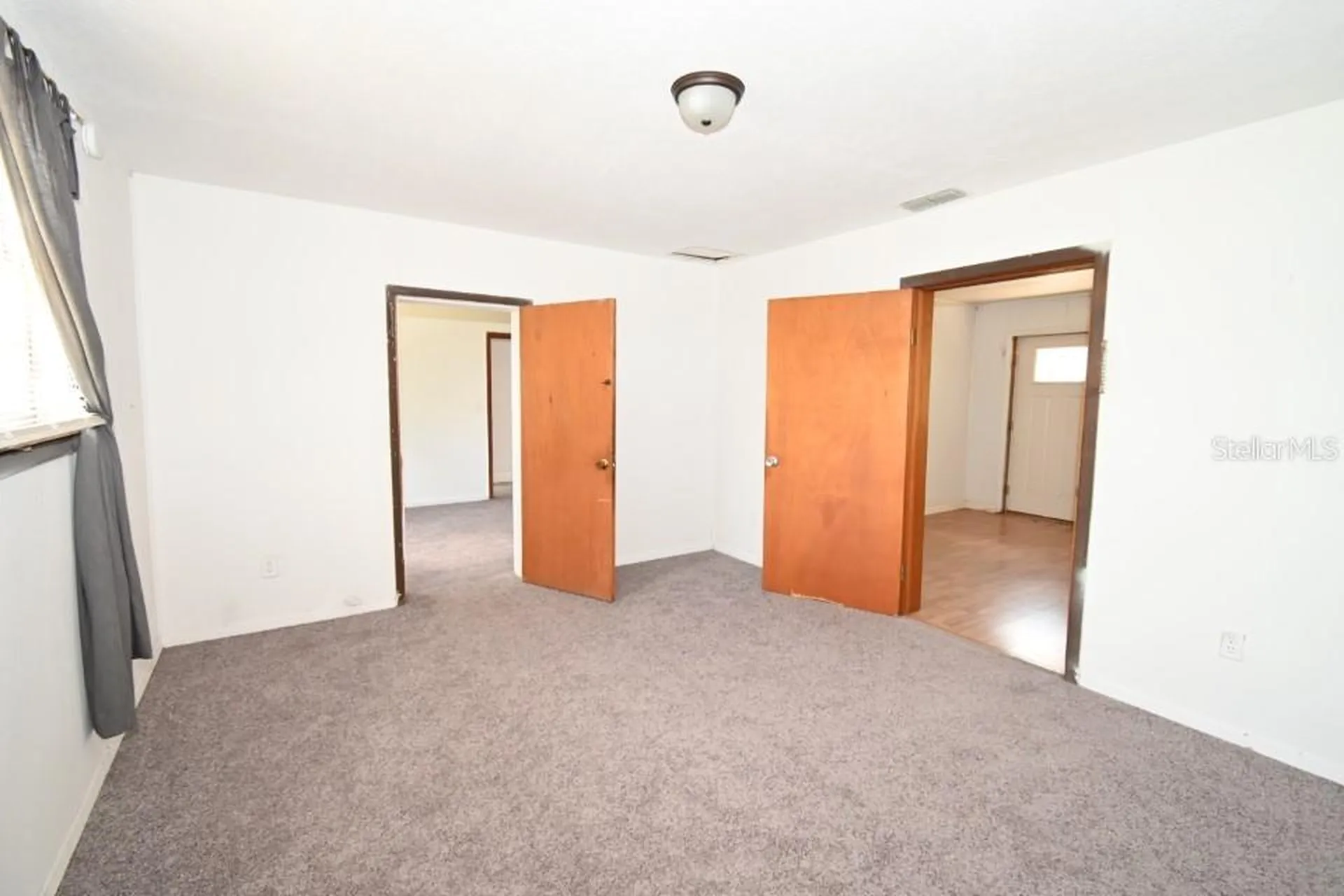 14312 1st Street Dade City FL 33525