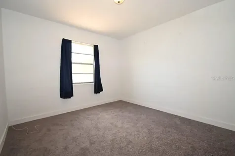 14312 1st Street Dade City FL 33525