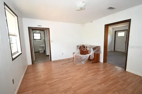 14312 1st Street Dade City FL 33525