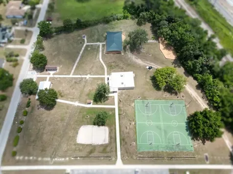 14312 1st Street Dade City FL 33525
