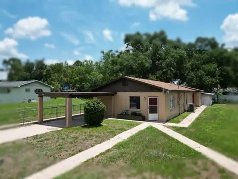 14312 1st Street Dade City FL 33525