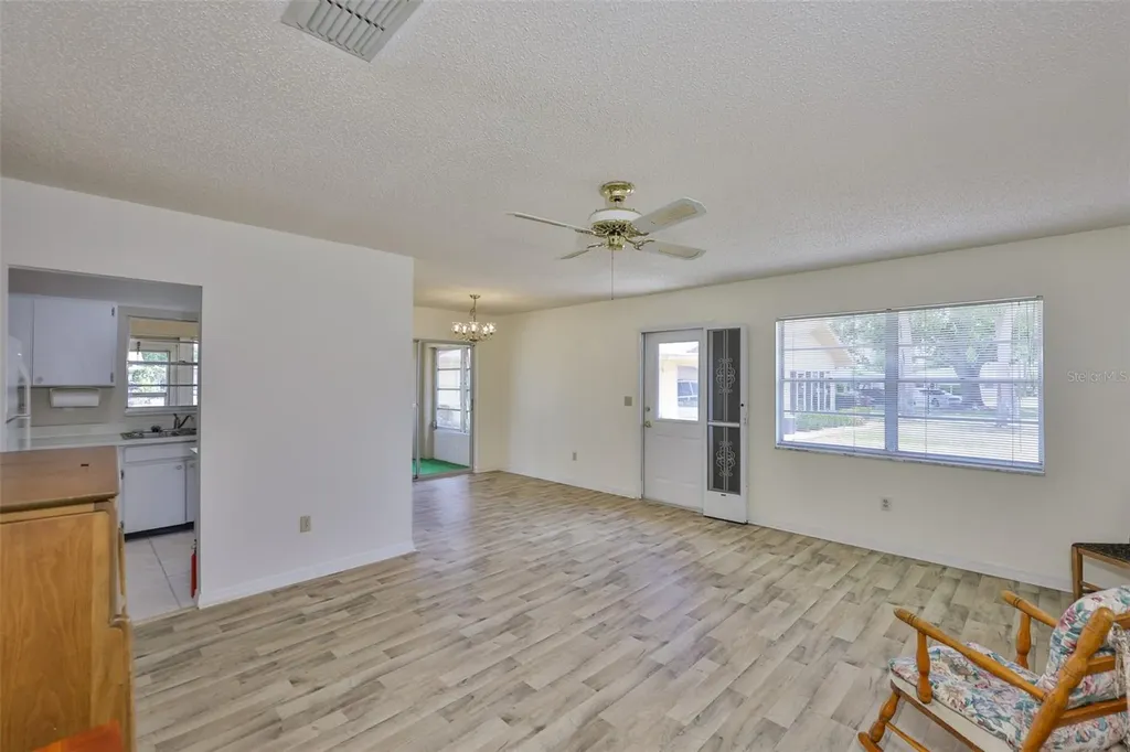 1904 Canterbury Lane Sun City Center FL 33573