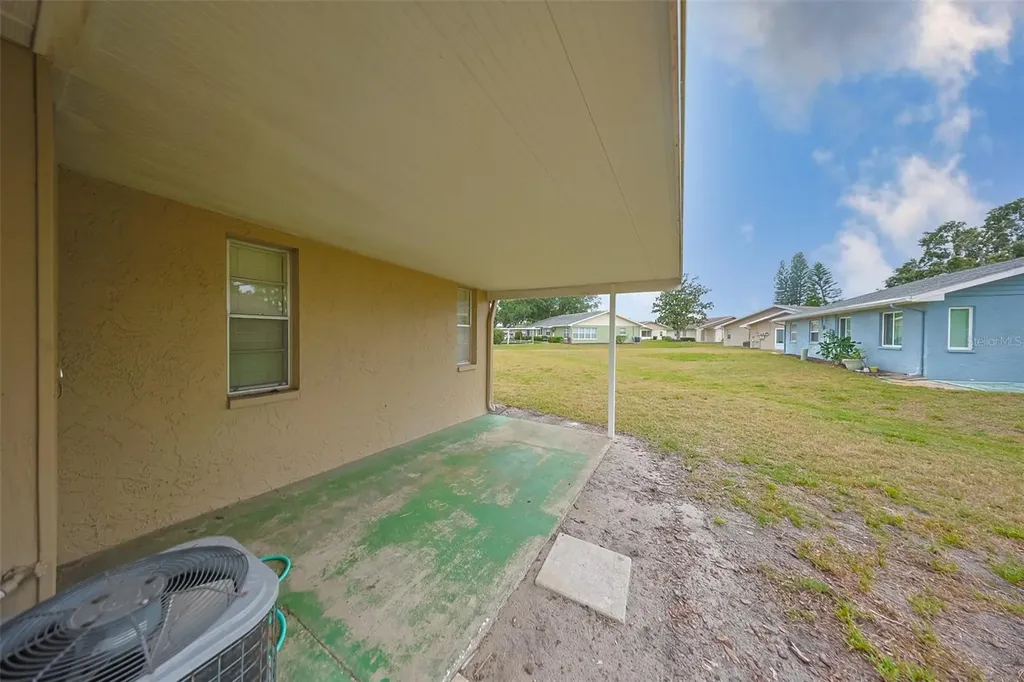 1904 Canterbury Lane Sun City Center FL 33573