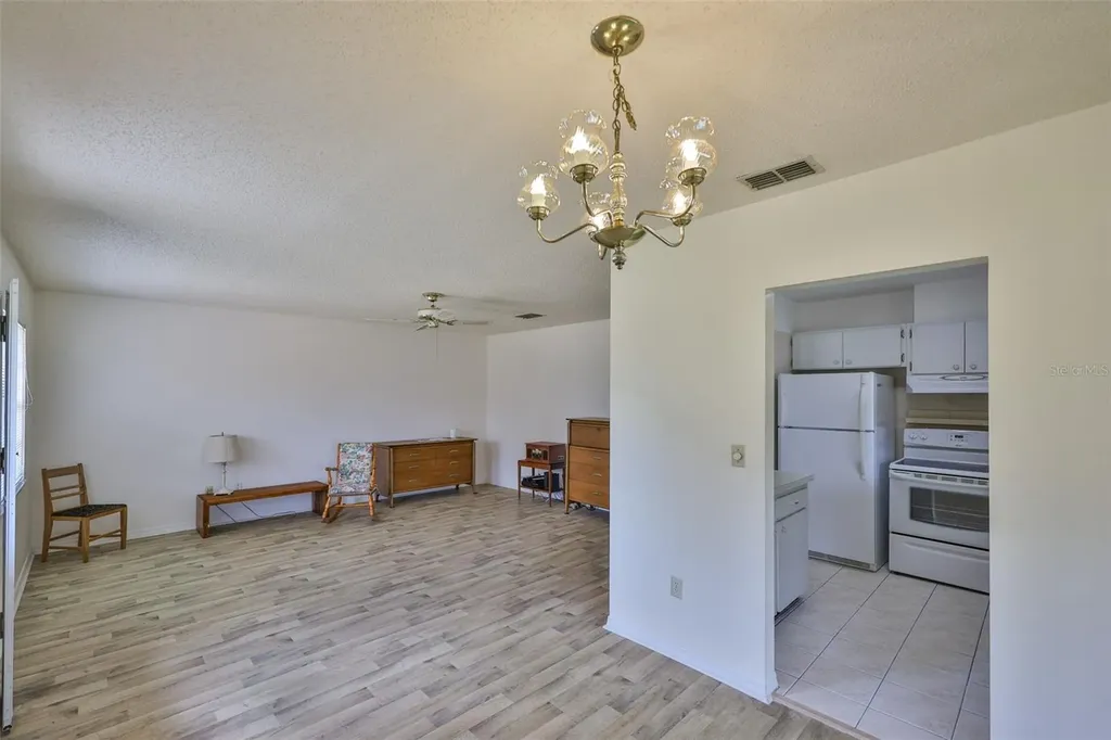 1904 Canterbury Lane Sun City Center FL 33573