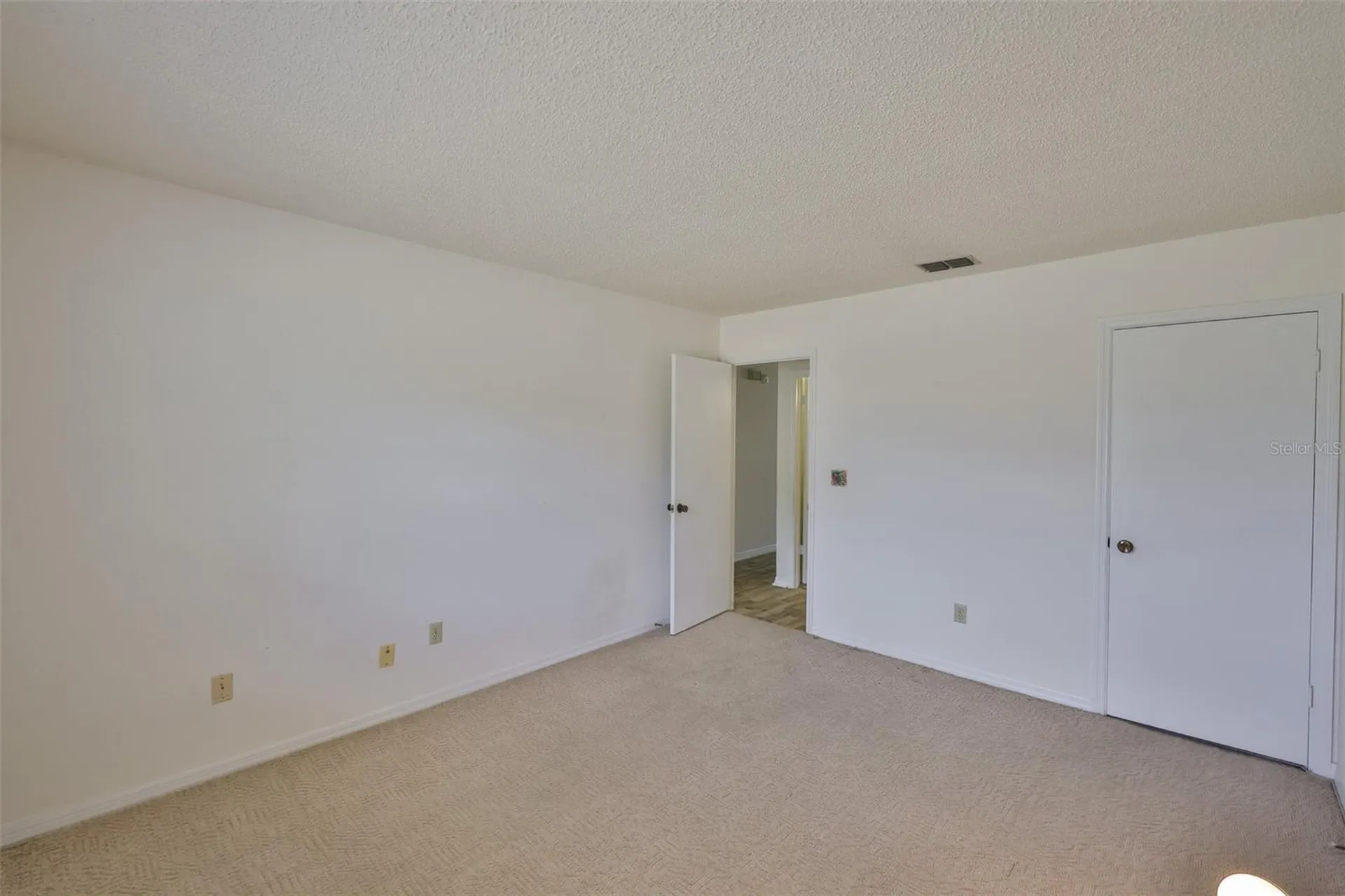 1904 Canterbury Lane Sun City Center FL 33573