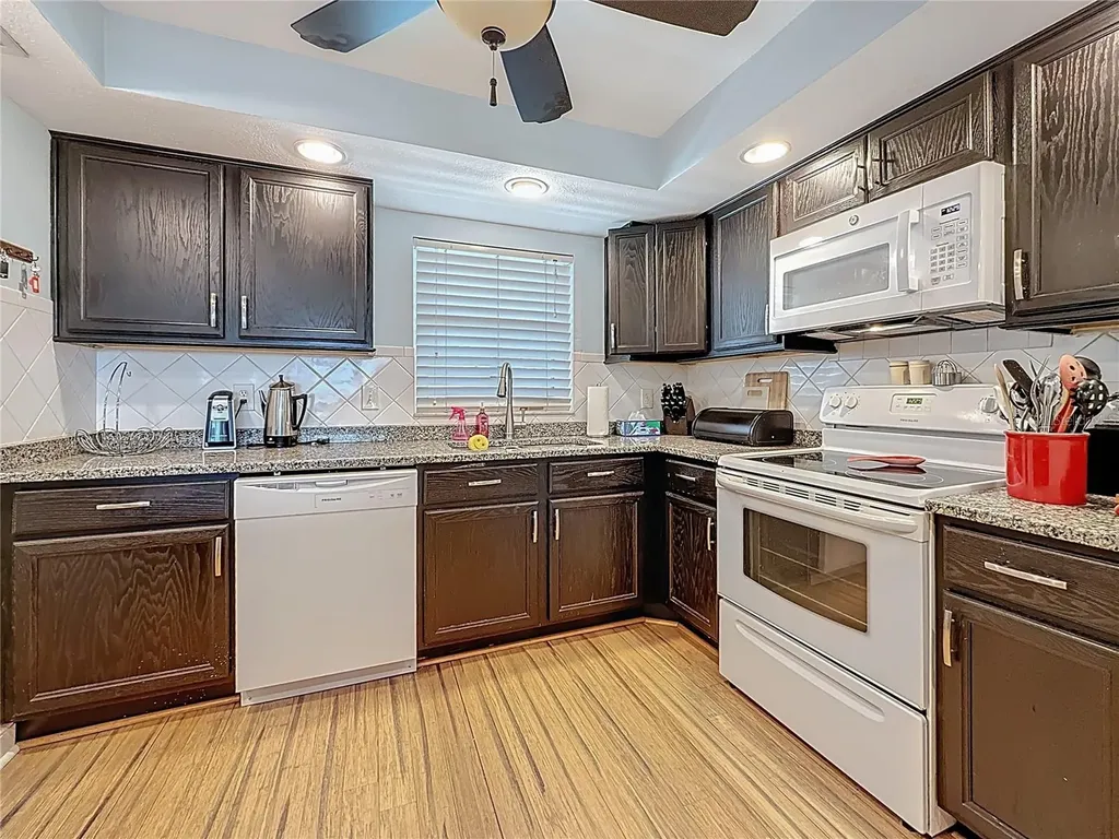 4725 Cove Circle St Petersburg FL 33708