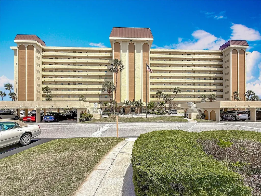 4725 Cove Circle St Petersburg FL 33708