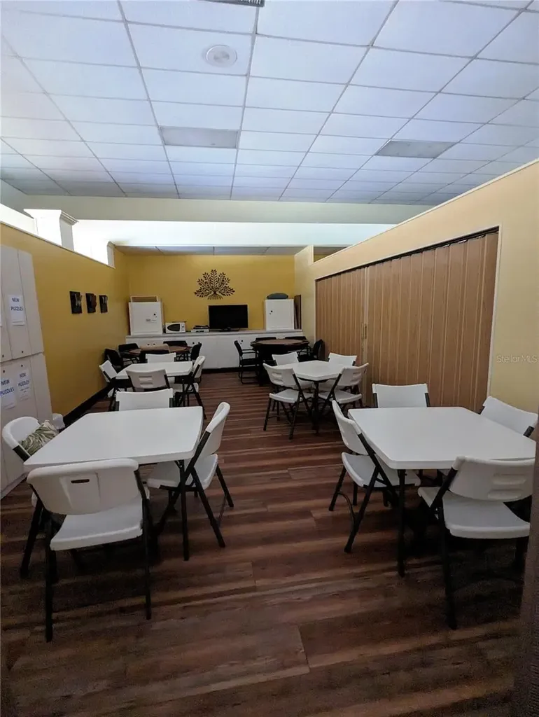 4725 Cove Circle St Petersburg FL 33708