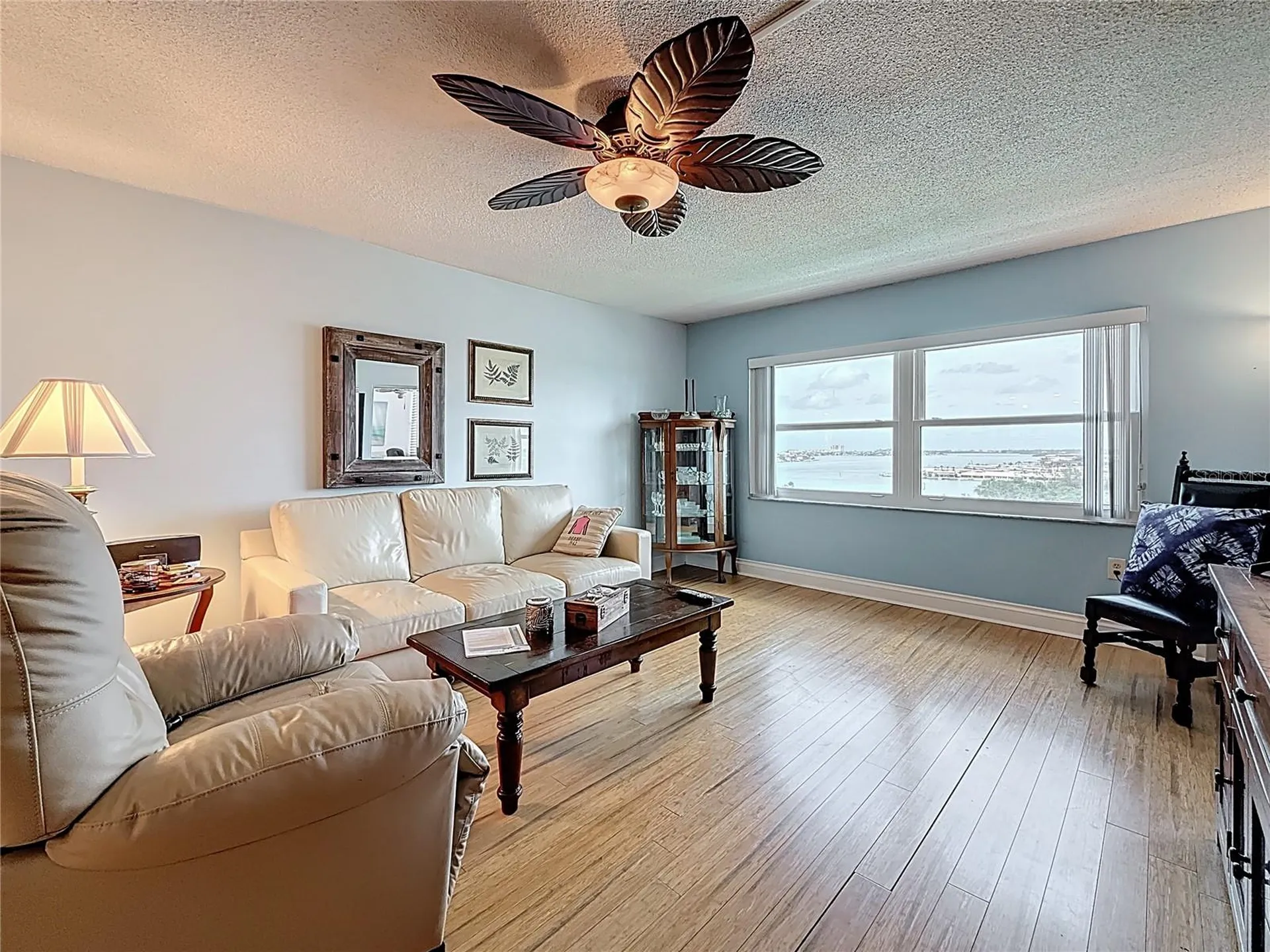 4725 Cove Circle St Petersburg FL 33708