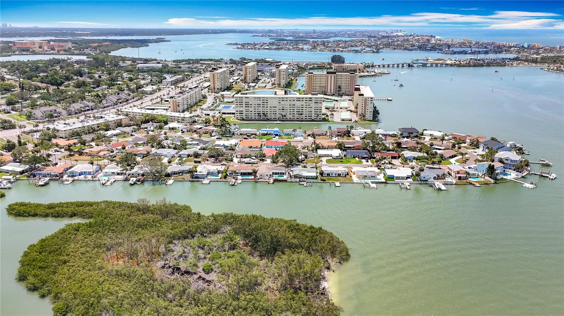 4725 Cove Circle St Petersburg FL 33708