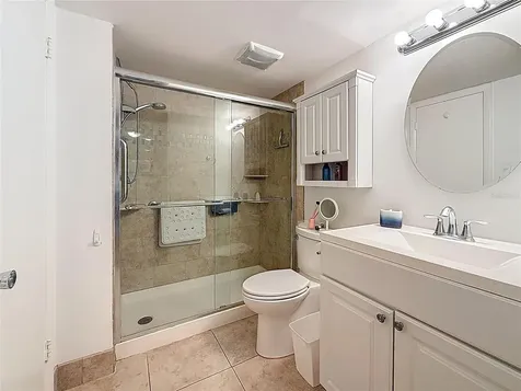 4725 Cove Circle St Petersburg FL 33708