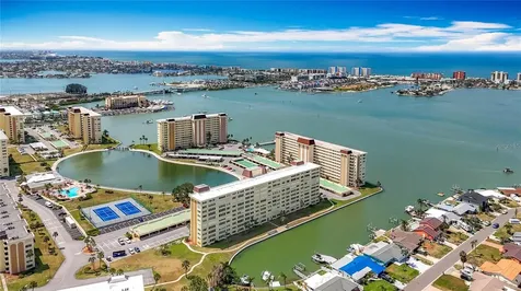 4725 Cove Circle St Petersburg FL 33708