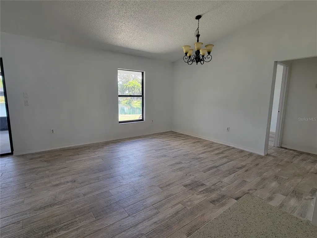 3538 65th Avenue Circle E Sarasota FL 34243