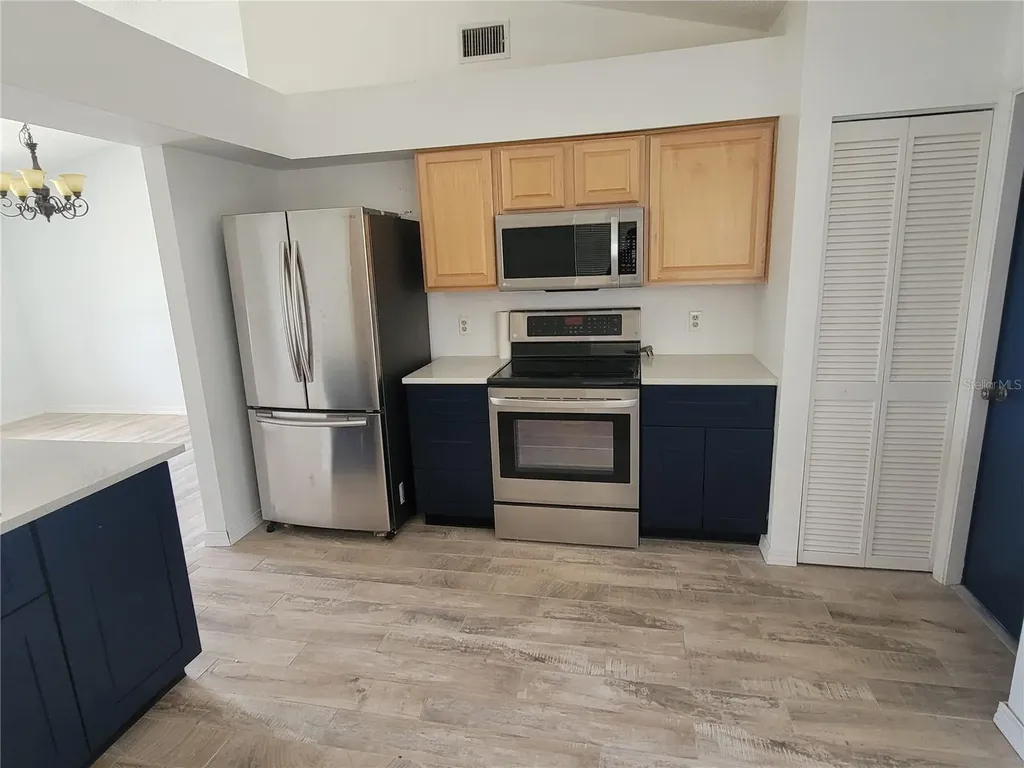 3538 65th Avenue Circle E Sarasota FL 34243