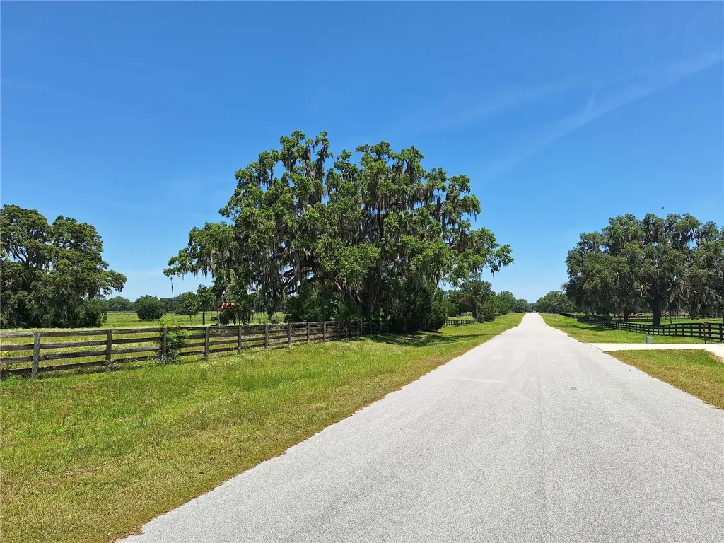 NW 154th Avenue Road #13 Morriston FL 32668