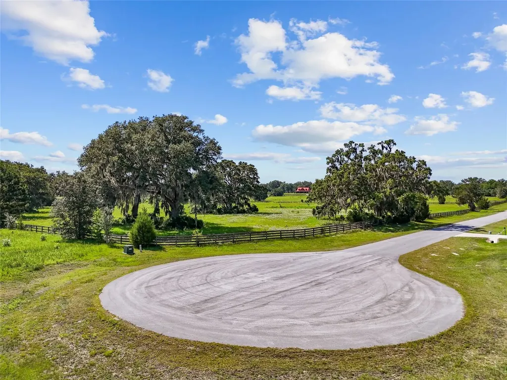 NW 154th Avenue Road #13 Morriston FL 32668