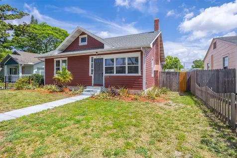 2723 8th Avenue N St Petersburg FL 33713