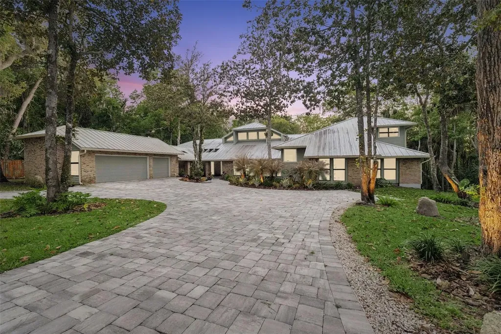 20 Twelve Oaks Trail Ormond Beach FL 32174