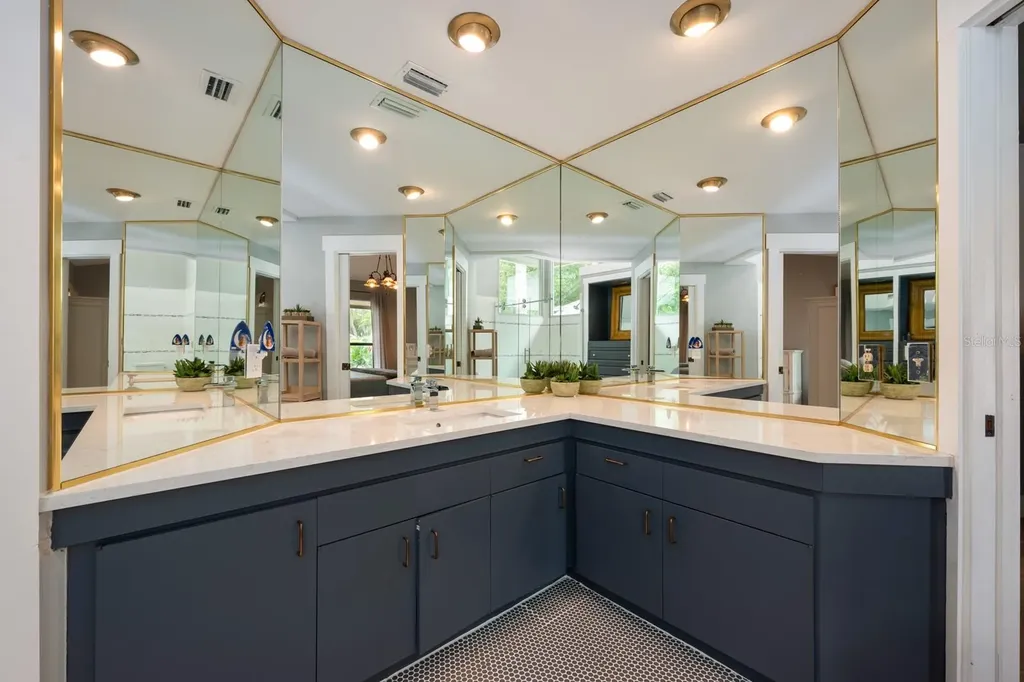 20 Twelve Oaks Trail Ormond Beach FL 32174