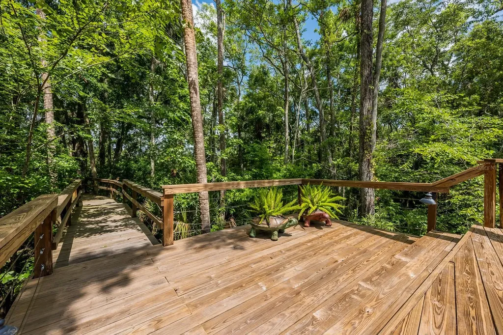 20 Twelve Oaks Trail Ormond Beach FL 32174