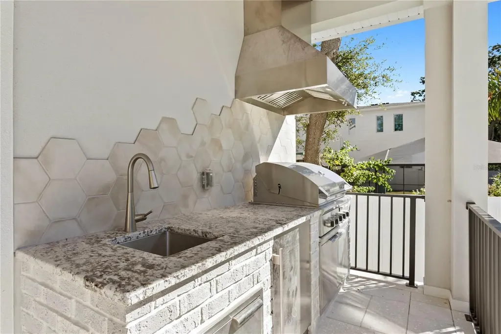 4208 W Vasconia Street Tampa FL 33629